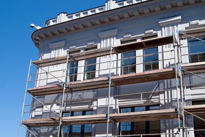 Renovación de fachada de edificio.